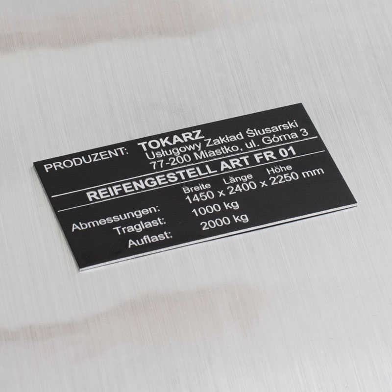 Tabliczka aluminiowa z precyzyjnym grawerem logo